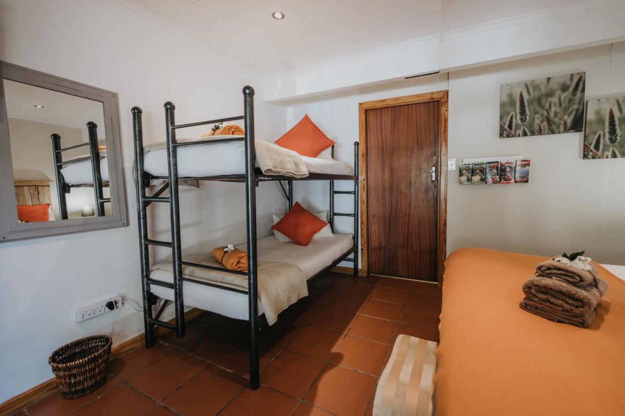 Tsitsikamma Backpackers Hostel Stormsrivier Exterior photo